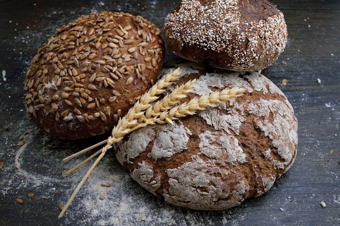 High-Fiber Foods: 7 Everyday Groups to Feed Your Gut in 2026