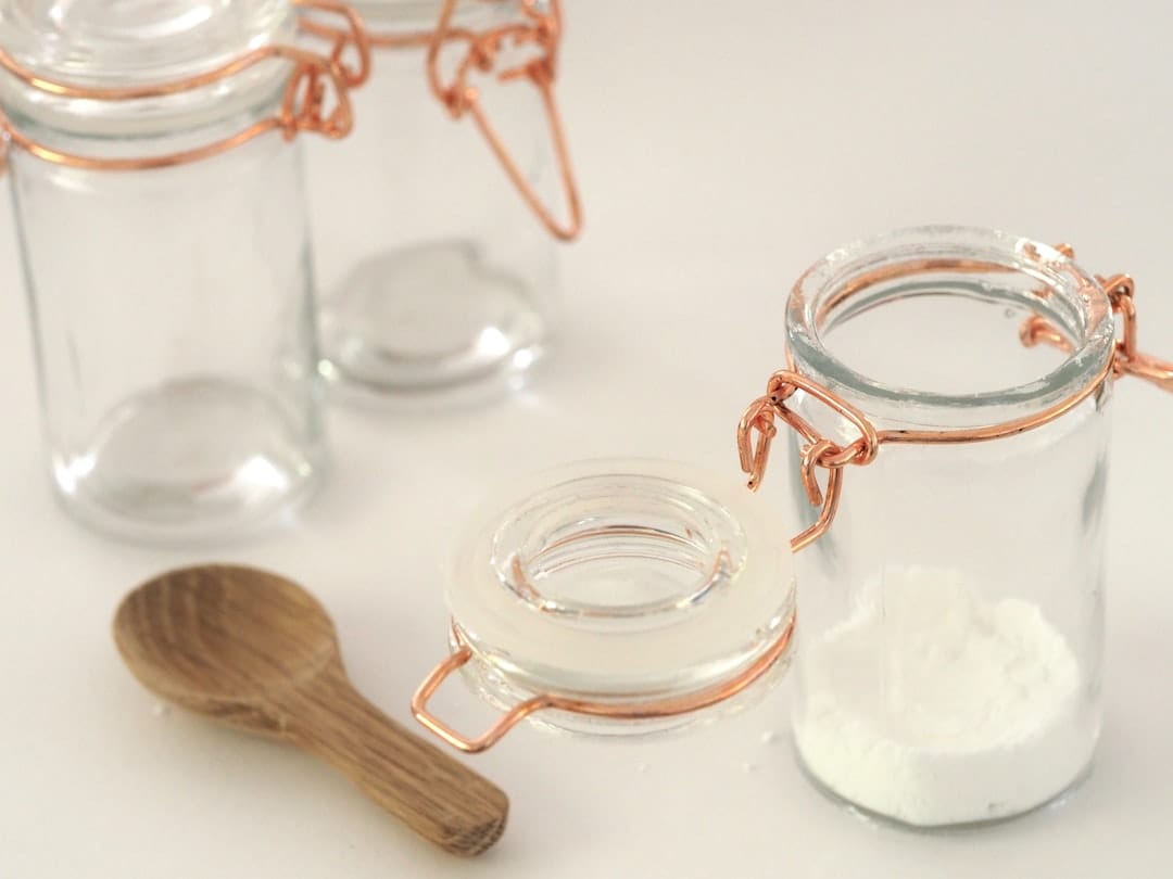 baking soda jar spoon