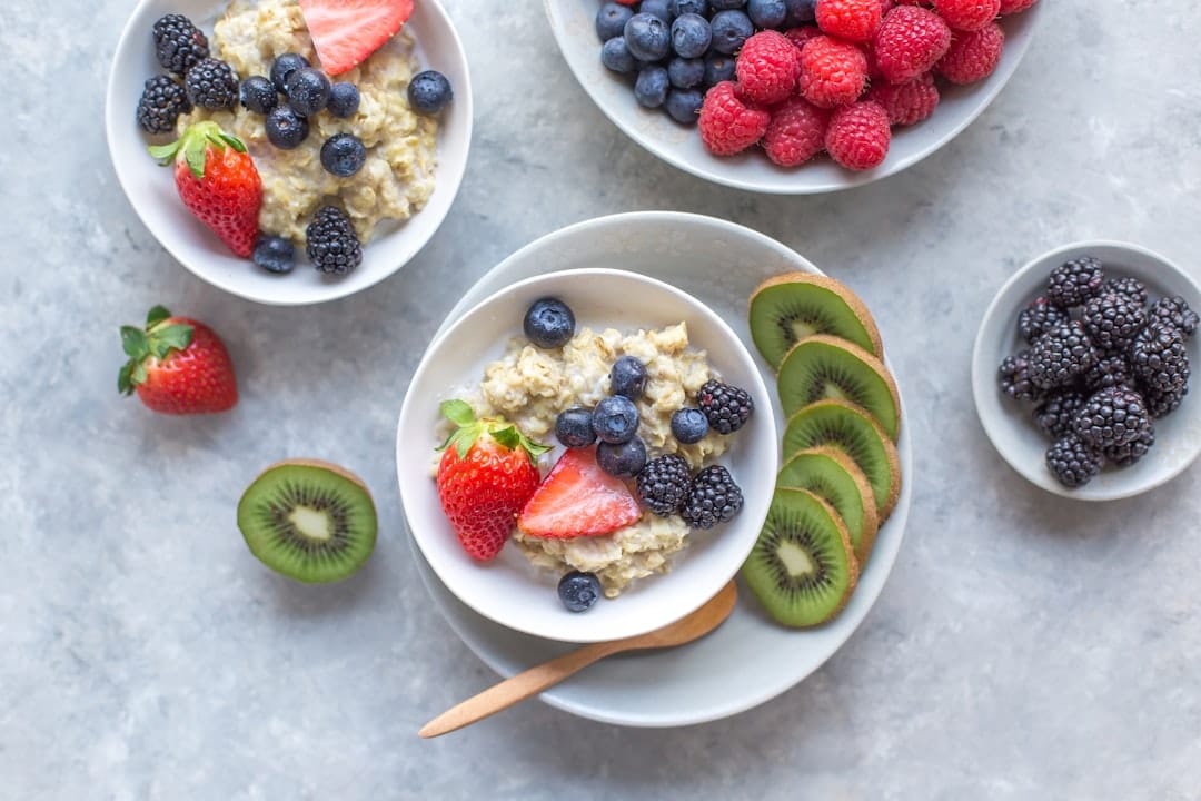 oatmeal berries breakfast