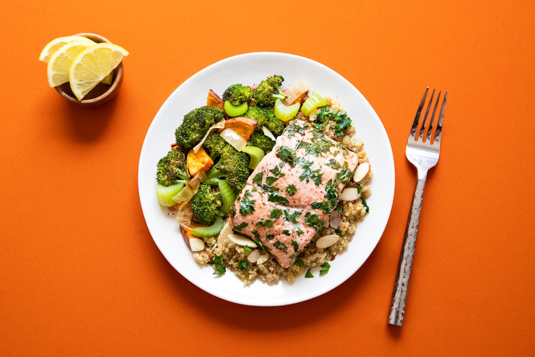 plate vegetables salmon
