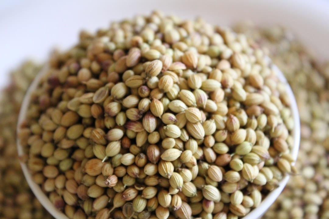 3 Wonderful Benefits of Methi Seeds for Hair (and How to Use Them)