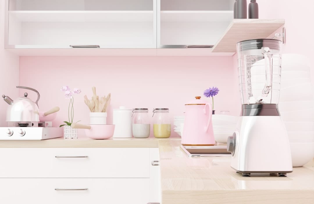 kitchen blender and food processor