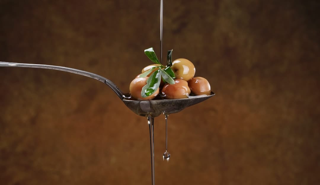 The Unexpected Side Effects of Olive Oil (and Who Should Be Careful)